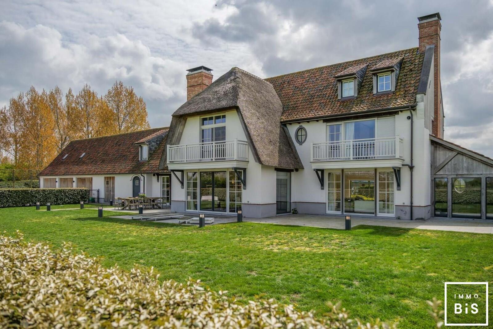 Villa op meer dan 1 hectare aan de toekomstige golf van Knokke. 2